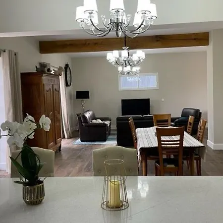 Feriehus Maison Au Calme Proche Le Mans